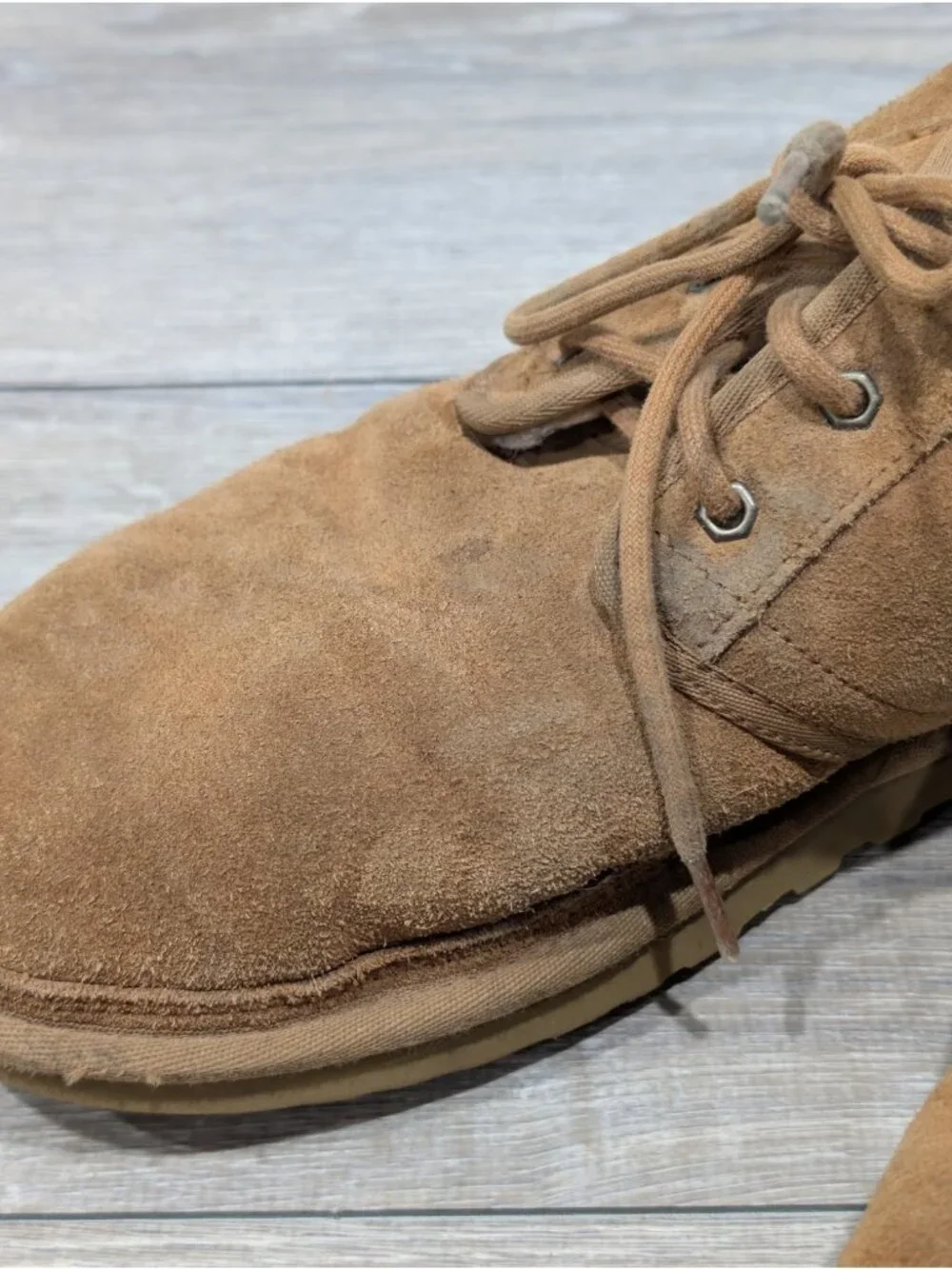 UGG neumel shoes